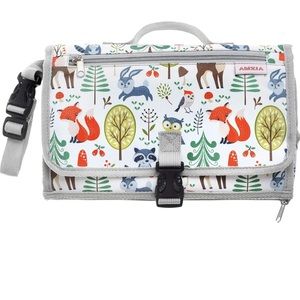 Amzia brand Portable Changing Pad- Wildlife Print 🦊🦉🌲